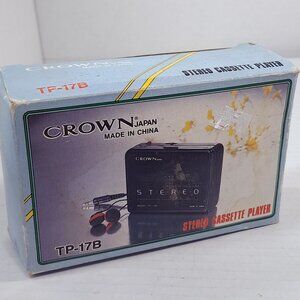 Vintage Crown Japan Stereo Cassette Player black Model TP-17B new damaged box